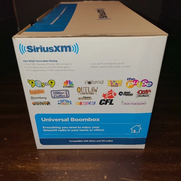 3-IN-1 SIRIUSXM BOOMBOX SPEAKER BUNDLE - Picture 4 of 6